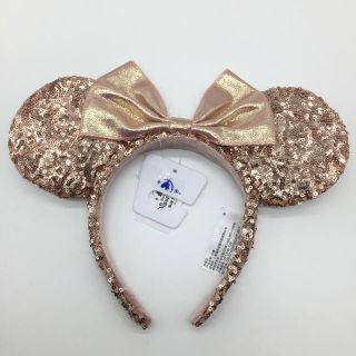 ディズニー(Disney)の新品未使用タグ付き 上海ディズニースパンコールイヤーカチューシャピンクゴールド(キャラクターグッズ)