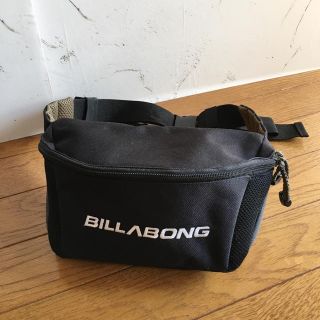 ビラボン(billabong)のBILLABONGボディバッグ(ウエストポーチ)