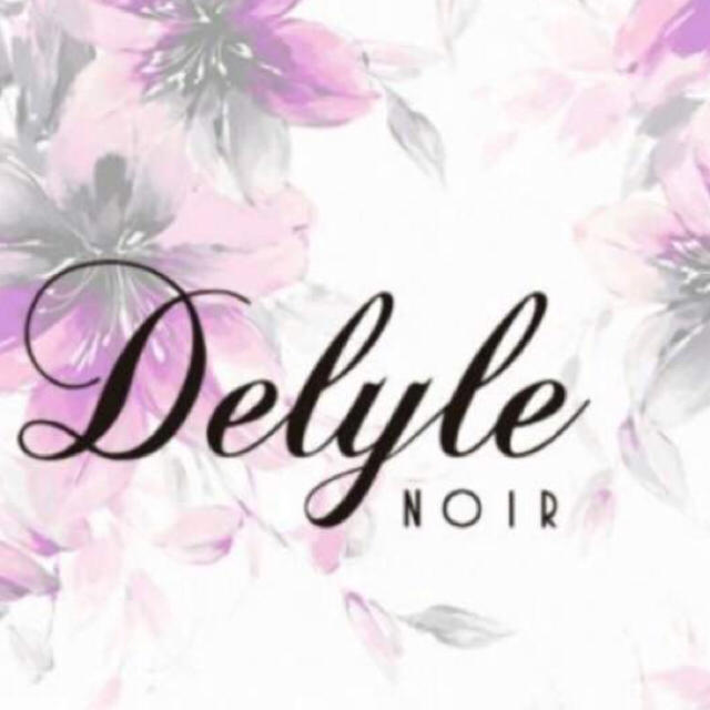 Delyle NOIR(デイライルノアール)のみぃタソ様専用 レディースのトップス(ニット/セーター)の商品写真