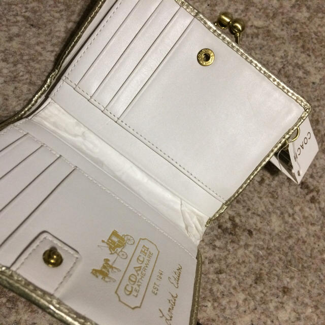 COACH(コーチ)のCOACH がま口財布 41086 BKHMC レディースのファッション小物(財布)の商品写真