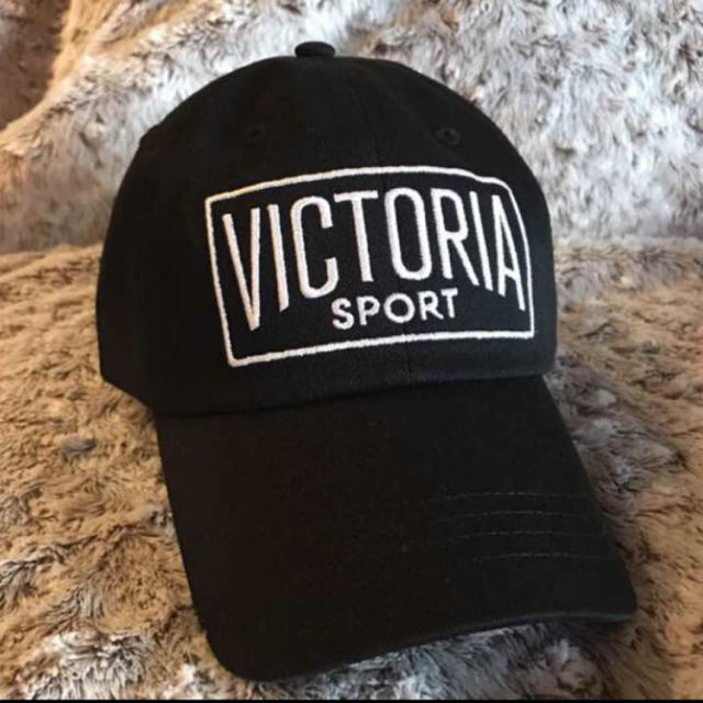 Victoria's Secret(ヴィクトリアズシークレット)の即購入OK♡ヴィクシー♡キャップ♡新品正規♡ レディースの帽子(キャップ)の商品写真