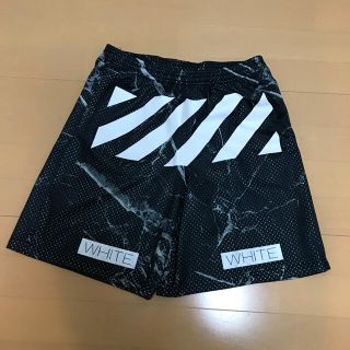 オフホワイト(OFF-WHITE)の売り切り価格！ off-white メッシュパンツ(ショートパンツ)