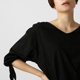 アズールバイマウジー(AZUL by moussy)の新品 タグ付き AZUL BY MOUSSY オーガニック袖リボン2WAY七分袖(Tシャツ(長袖/七分))