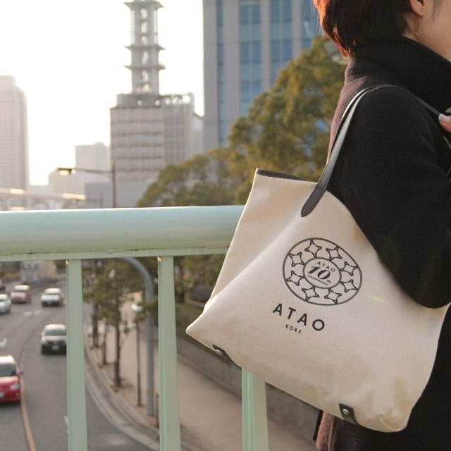 ATAO(アタオ)のATAO 10周年トートバック★新品 レディースのバッグ(トートバッグ)の商品写真