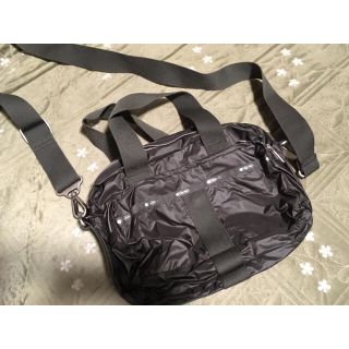 レスポートサック(LeSportsac)の年明け値下げ  現在店頭でも売り切れ☆レスポートサック カーキ(ショルダーバッグ)