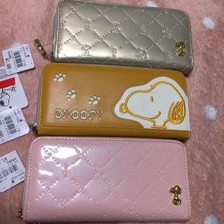 スヌーピー エナメル 財布 レディース の通販 10点 Snoopyのレディースを買うならラクマ