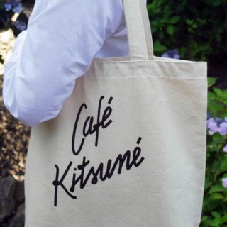 メゾンキツネ(MAISON KITSUNE')の【新品・未使用】カフェキツネ トートバッグ(トートバッグ)