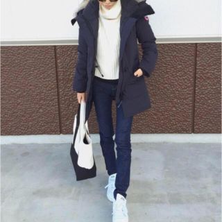 カナダグース(CANADA GOOSE)のカナダグース ブロンテ xs ネイビー(ダウンジャケット)