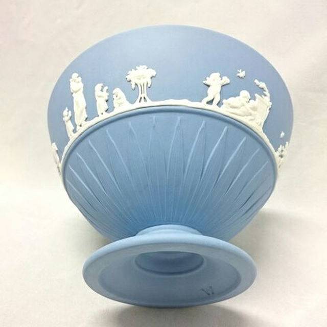WEDGWOOD - 超レア!ウェッジウッド 脚付きボウルの通販 by ぷくちゃん