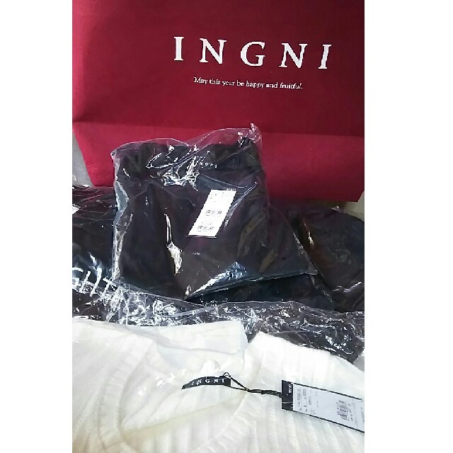 INGNI(イング)のINGNI 2018年 福袋 中身公開 新品 開封済み レディースのレディース その他(セット/コーデ)の商品写真