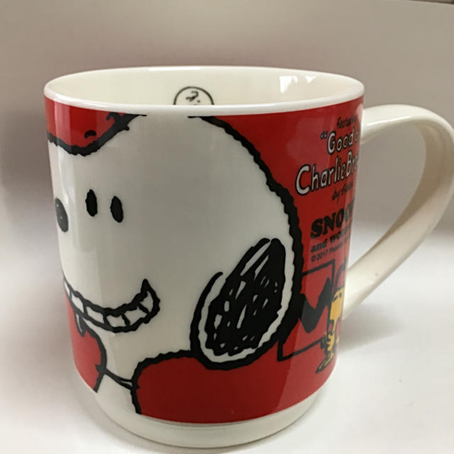 SNOOPY(スヌーピー)のカワイイ‼️スヌーピーマグカップ インテリア/住まい/日用品のキッチン/食器(グラス/カップ)の商品写真