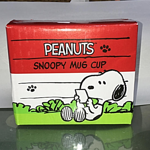 SNOOPY(スヌーピー)のカワイイ‼️スヌーピーマグカップ インテリア/住まい/日用品のキッチン/食器(グラス/カップ)の商品写真