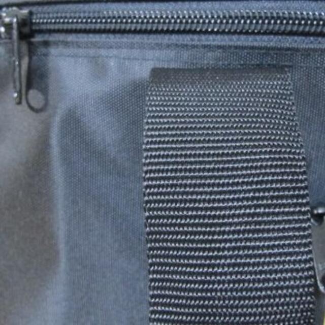 スクールバッグ ｙｏｋｏｓｕｋａ ｊａｐａｎ 黒生地にゴールドのロゴマーク メンズのバッグ(その他)の商品写真