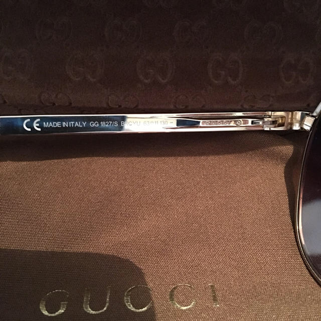 Gucci(グッチ)のAkiさん専用　 レディースのファッション小物(サングラス/メガネ)の商品写真