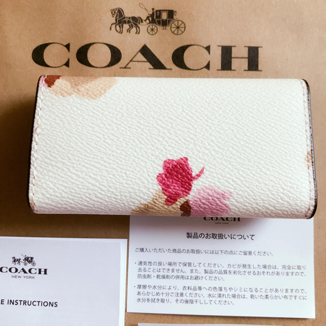 COACH キーケース F67667 新品 ホワイト×花柄 最新作 レディース 限定☆花柄☆COACH(コーチ) 6連キーケース キーケース