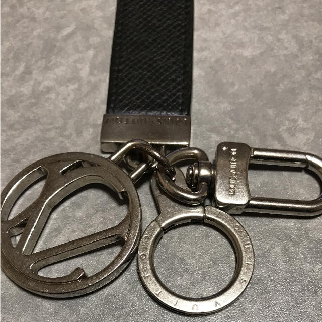 LOUIS VUITTON - ルイヴィトン タイガ ポルトクレ キーリング LOUIS VUITTON - ルイヴィトン タイガ ポルトクレ キーリング