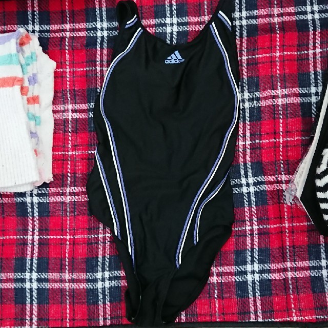 adidas(アディダス)のアディダス 水着 S レディースの水着/浴衣(水着)の商品写真