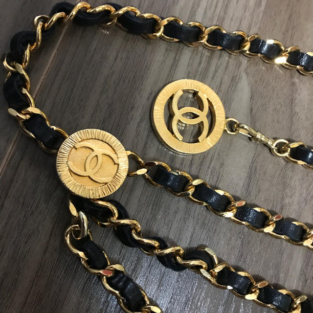 CHANEL(シャネル)の今週末までシャネル CHANEL 3連 チェーンベルト レディースのファッション小物(ベルト)の商品写真