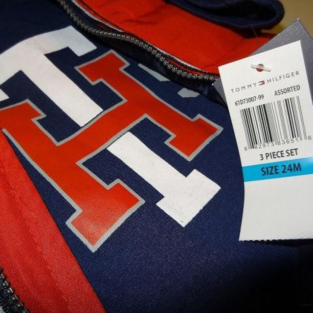 TOMMY HILFIGER(トミーヒルフィガー)のセール☆訳ありトミーヒルフィガー３点セット　タグ付 キッズ/ベビー/マタニティのキッズ服男の子用(90cm~)(その他)の商品写真