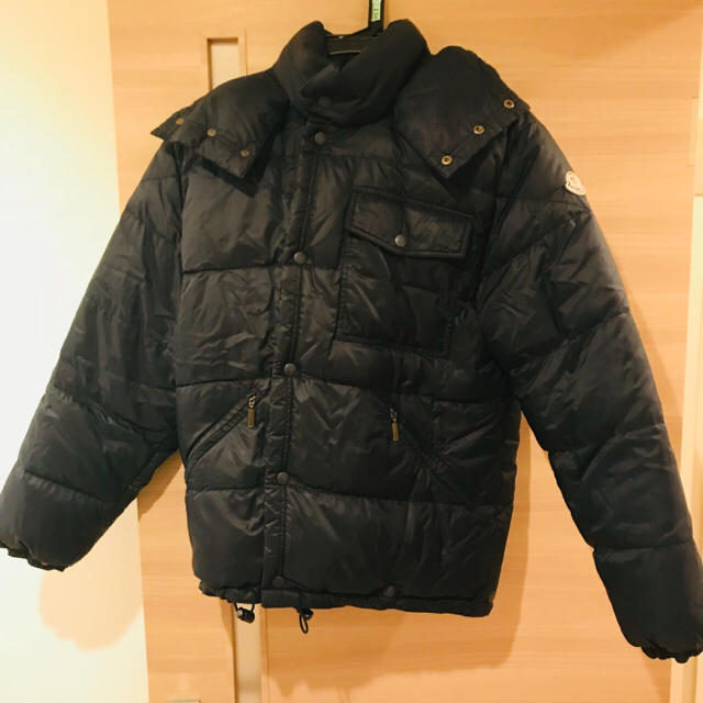 MONCLER(モンクレール)のステラ様専用 中古美品 モンクレール ダウンジャケット サイズ0 ネイビー メンズのジャケット/アウター(ダウンジャケット)の商品写真