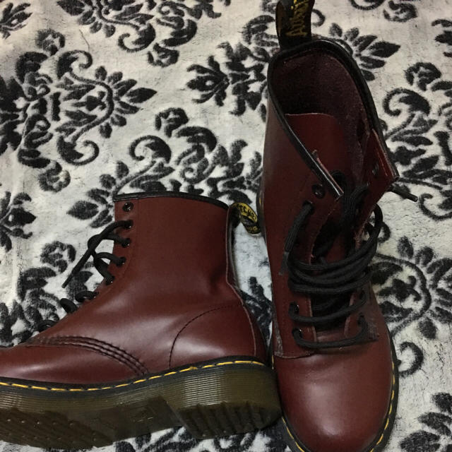 Dr.martens チェリーレッド ２４cm 8ホール