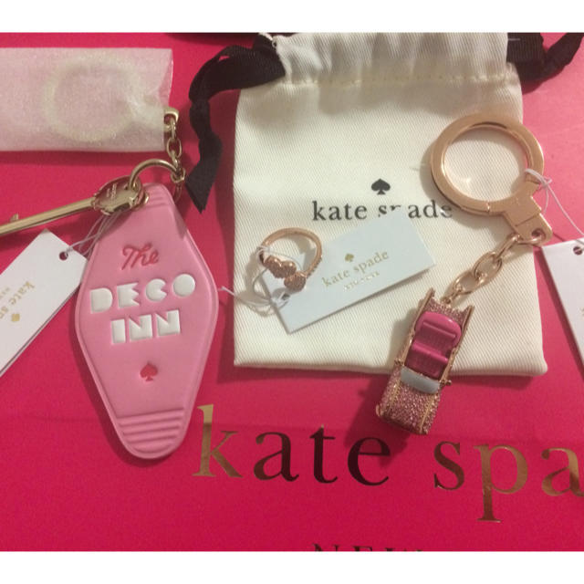 kate spade new york(ケイトスペードニューヨーク)のKeikoさま専用★ Kate spade 4点セット レディースのファッション小物(キーホルダー)の商品写真