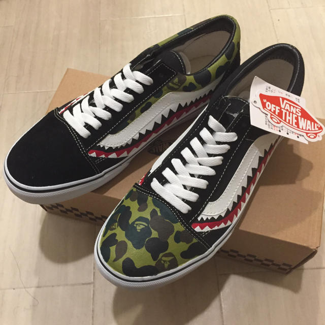 VANS(ヴァンズ)のVANS  old skool bape シャーク カモフラ カスタム メンズの靴/シューズ(スニーカー)の商品写真