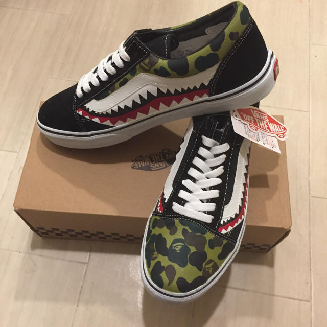 VANS(ヴァンズ)のVANS  old skool bape シャーク カモフラ カスタム メンズの靴/シューズ(スニーカー)の商品写真