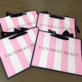 ヴィクトリアズシークレット(Victoria's Secret)のヴィクトリアシークレット ショッピングバッグ 今期 4枚セット スモールサイズ(その他)