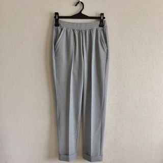 ザラ(ZARA)のZARA♡テーパードパンツ(カジュアルパンツ)