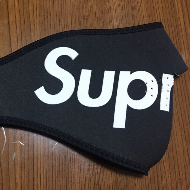 Supreme(シュプリーム)のsupreme マスク sakimaさん 専用 コスメ/美容のスキンケア/基礎化粧品(パック/フェイスマスク)の商品写真