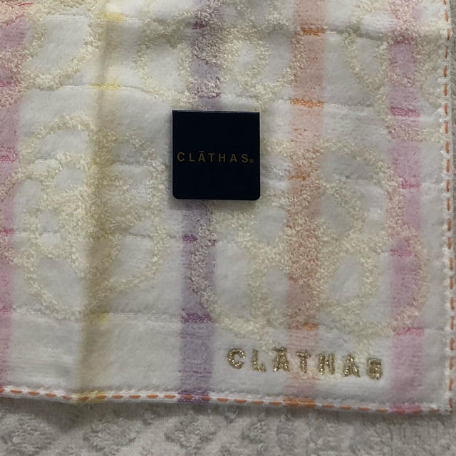 CLATHAS(クレイサス)のCLATHAS タオルハンカチ未使用 レディースのファッション小物(ハンカチ)の商品写真