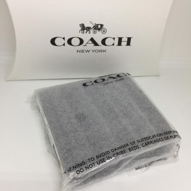 COACH(コーチ)のCOACH コーチ メンズ 小銭入れ付 折り財布 ブラック シグネチャーエンボス メンズのファッション小物(折り財布)の商品写真