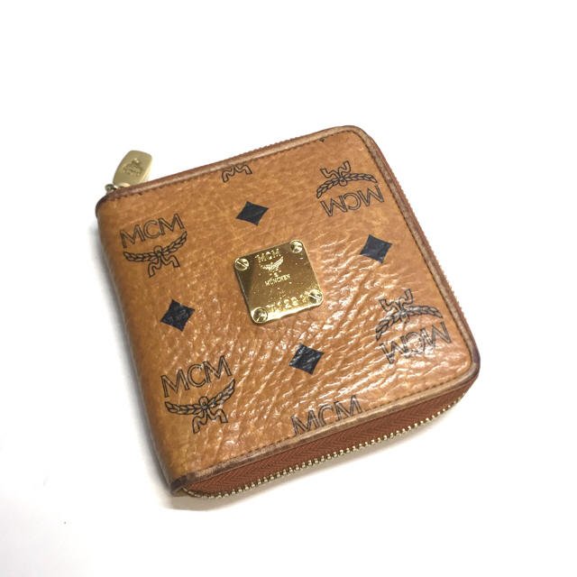 MCM(エムシーエム)の758 MCM コンパクト ファスナー財布 総柄 レディースのファッション小物(財布)の商品写真