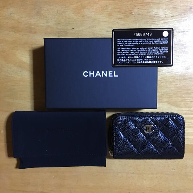 CHANEL(シャネル)の新品未使用 シャネル マトラッセ キルティング キャビアスキン 黒コインケース レディースのファッション小物(財布)の商品写真