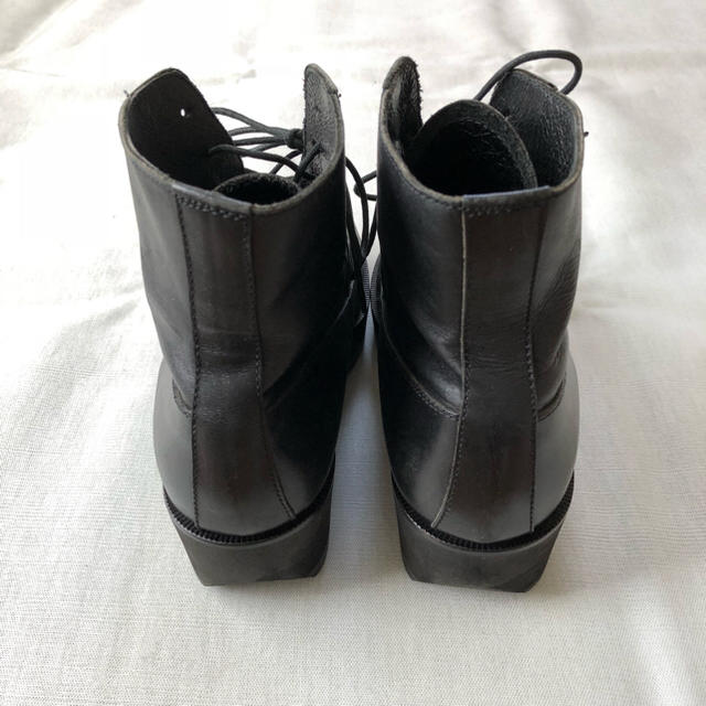 Y's(ワイズ)のY's YOHJI YAMAMOTO / ブラック 黒 レザーブーツ 厚底ブーツ レディースの靴/シューズ(ブーツ)の商品写真