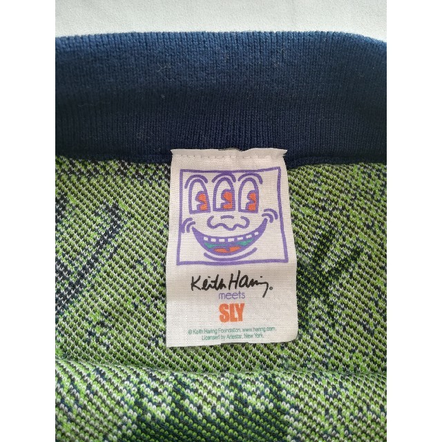 SLY(スライ)のKeith Haring×SLYコラボのニットスカート レディースのスカート(ひざ丈スカート)の商品写真