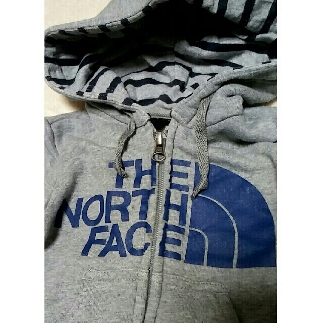 THE NORTH FACE(ザノースフェイス)のTHE NORTH FACE ノースフェイス スウェットパーカー☆80cm キッズ/ベビー/マタニティのベビー服(~85cm)(トレーナー)の商品写真