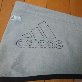 アディダス(adidas)のアディダスネックウォーマー(子供用)(マフラー/ストール)