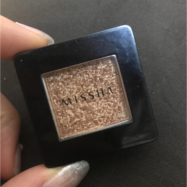 MISSHA(ミシャ)のMISSHA モダンシャドウ GBR01 コスメ/美容のベースメイク/化粧品(アイシャドウ)の商品写真