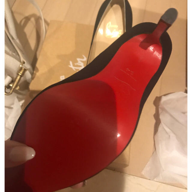 Christian Louboutin(クリスチャンルブタン)のクリスチャンルブタン ハートビジューパンプス34 レディースの靴/シューズ(ハイヒール/パンプス)の商品写真