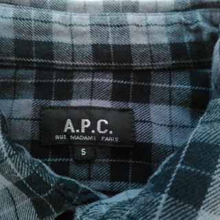 アーペーセー(A.P.C)のA .P .C  チェックシャツ　S(シャツ)