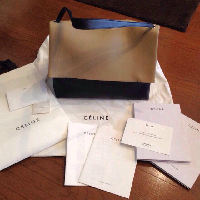 celine(セリーヌ)のセリーヌオールソフトmago様専用 レディースのバッグ(ショルダーバッグ)の商品写真