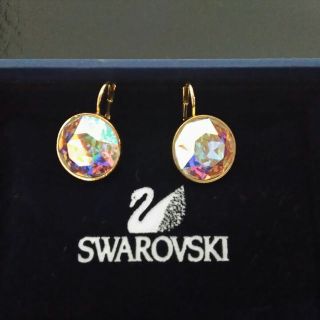 スワロフスキー(SWAROVSKI)のスワロフスキーBellaフックピアス(ピアス)