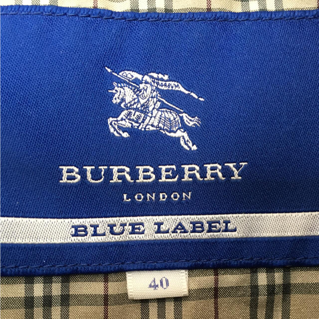 BURBERRY BLUE LABEL(バーバリーブルーレーベル)の本日限定お値下げ！バーバリー ダウン40 レディースのジャケット/アウター(ダウンジャケット)の商品写真