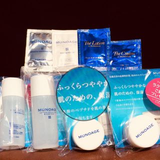 ❤️新品サンプル10日分×2セット+α❤️ミューノアージュ(化粧水/ローション)
