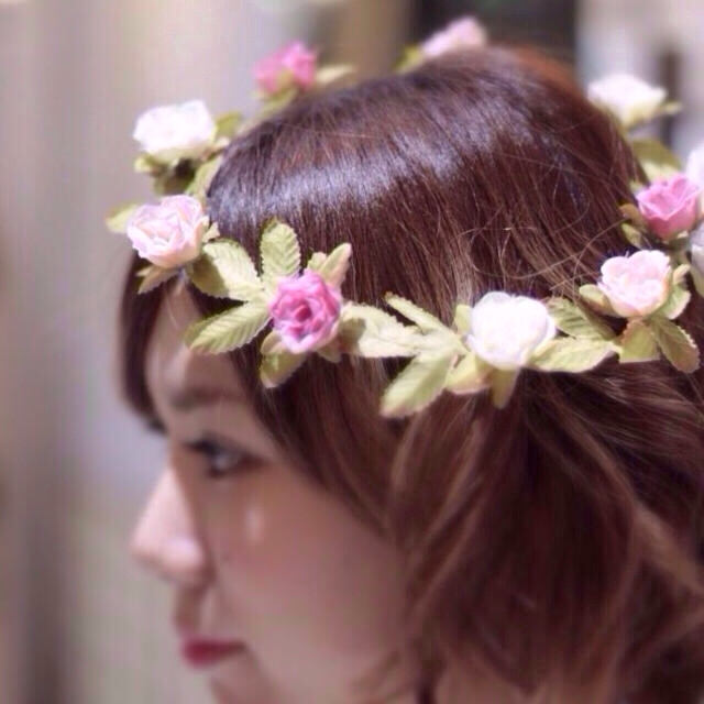 大人気♥️花冠 レディースのヘアアクセサリー(カチューシャ)の商品写真
