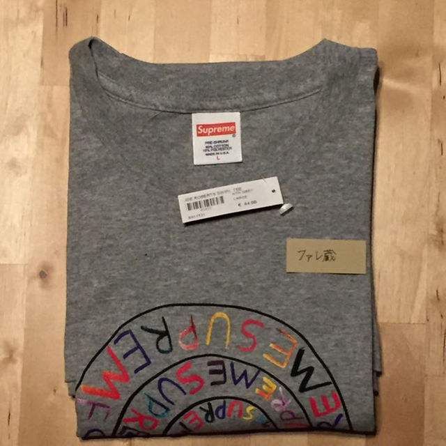 Supreme(シュプリーム)のsupreme Joe Roberts swirl Tee グレー L メンズのトップス(その他)の商品写真