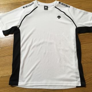 デサント(DESCENTE)のスポーツウェア Tシャツ(Tシャツ/カットソー(半袖/袖なし))