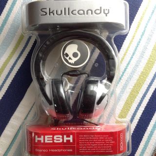 スカルキャンディ(Skullcandy)の SkullcandyスカルキャンディーUS限定ヘッドホン50mm１点物(ヘッドフォン/イヤフォン)